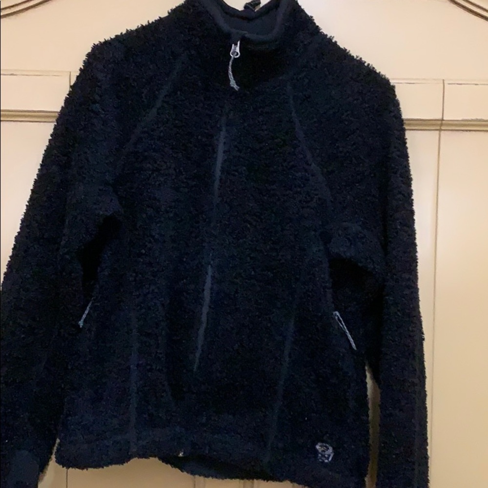 Mountain hardware jacket